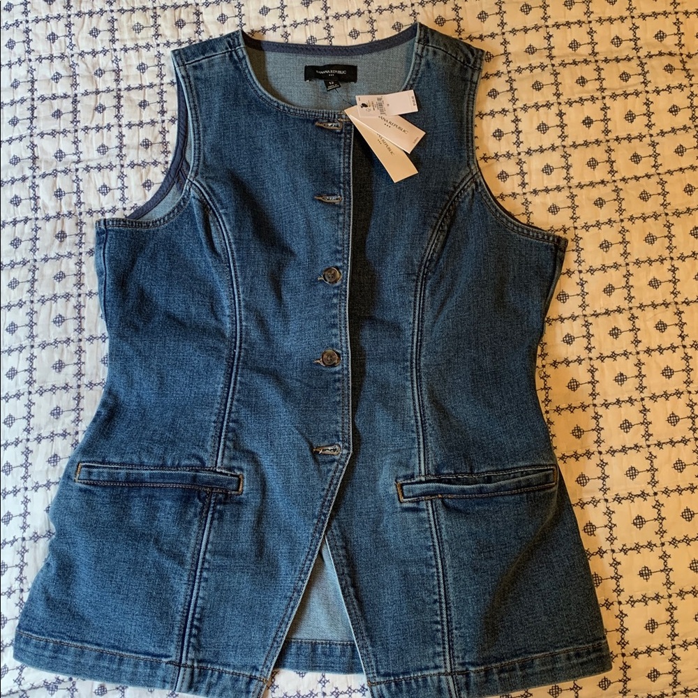 BNWT Banana Republic Long Cutaway Denim Vest Size 12